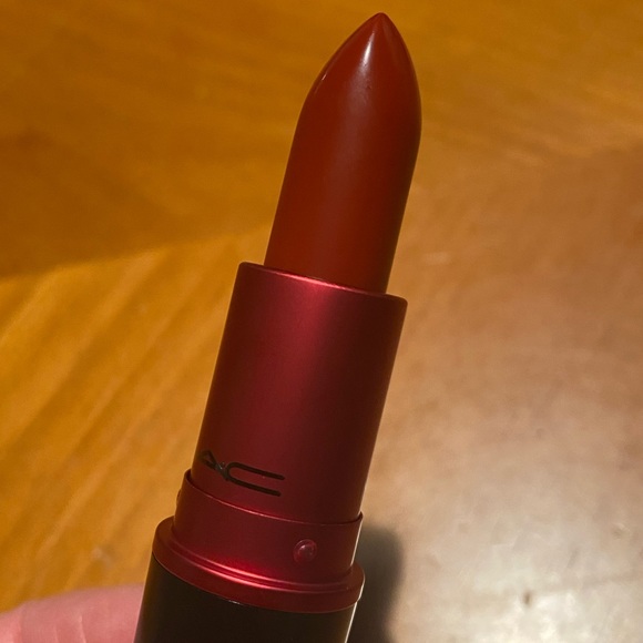 MAC Matte Lipstick Viva Glam 💄 - Picture 5 of 16